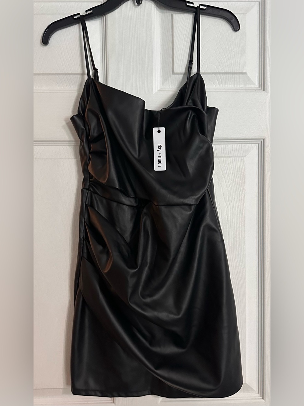 🖤 NWT Day + Moon‎ Black Faux Leather Ruched Mini Dress | Size Medium 🖤